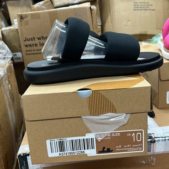 Koolaburra black size 10 two pair - Picture 1 of 1